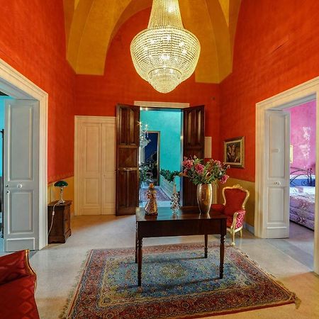 Bed and Breakfast La Dimora Delle Rondini à Galatina Extérieur photo