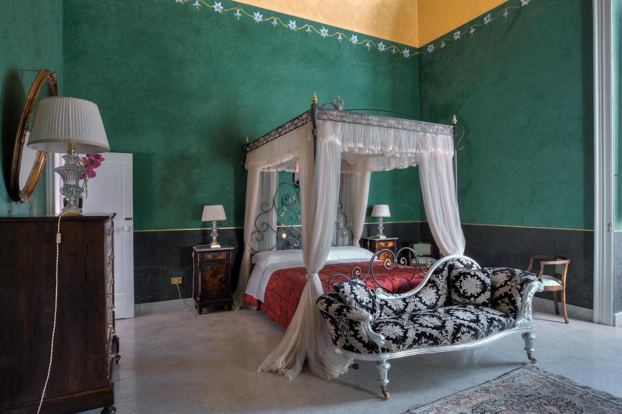 Bed and Breakfast La Dimora Delle Rondini à Galatina Extérieur photo