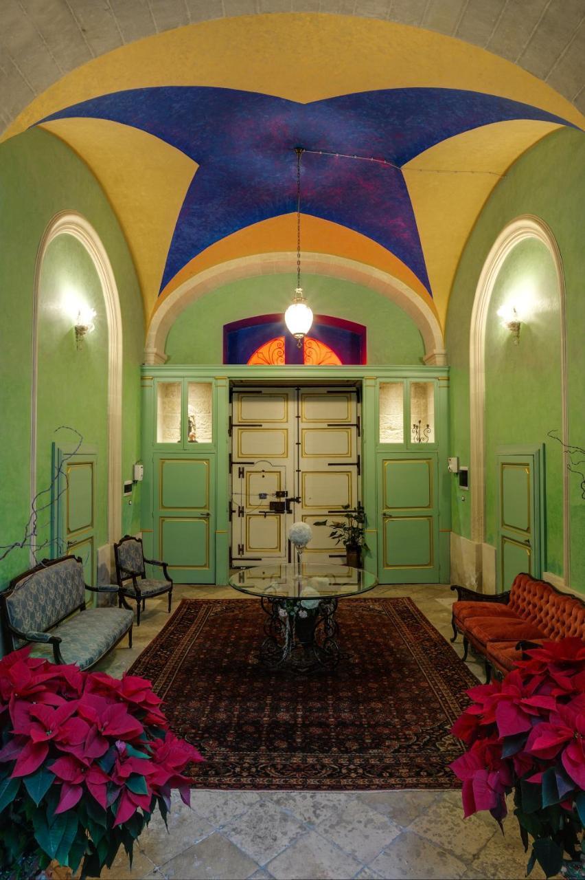 Bed and Breakfast La Dimora Delle Rondini à Galatina Extérieur photo