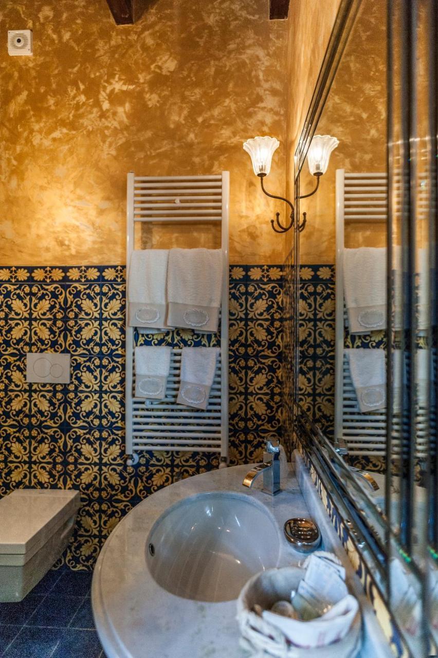 Bed and Breakfast La Dimora Delle Rondini à Galatina Extérieur photo